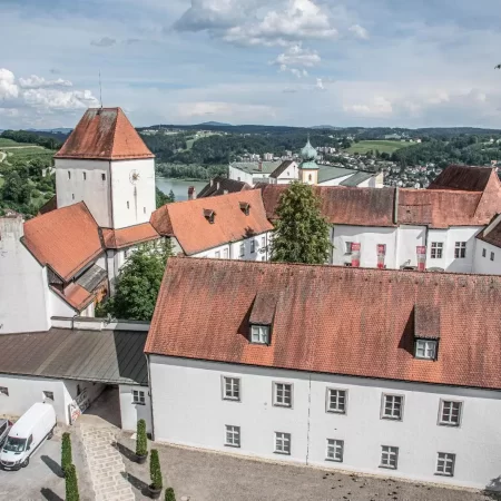 Passau Veste Upper House