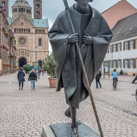 Speyer Jakobspilger Statue