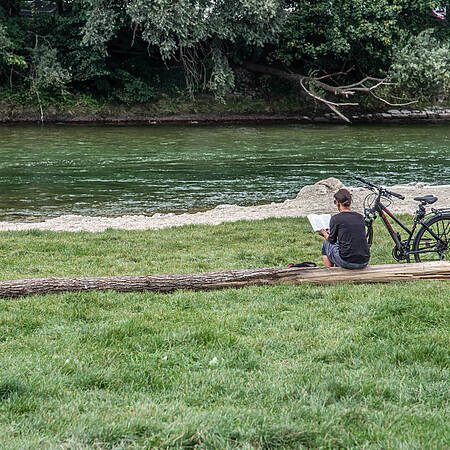 München Frühlingsanlagen Isarstrand