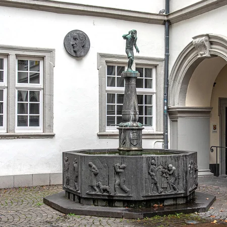 Koblenz Schängel fountain