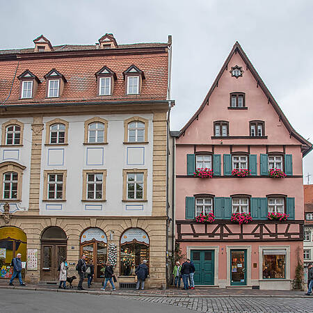 Die Bamberger Altstadt zählt zum UNESCO-Welterbe und beeindruckt mit ihrer historischen Architektur.